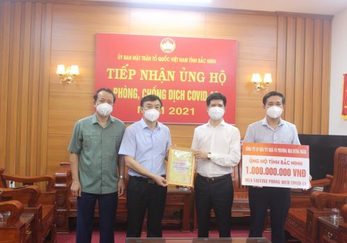 The Fatherland Front Committee of Bac Ninh province received support for the prevention and control of Covid19 epidemic.